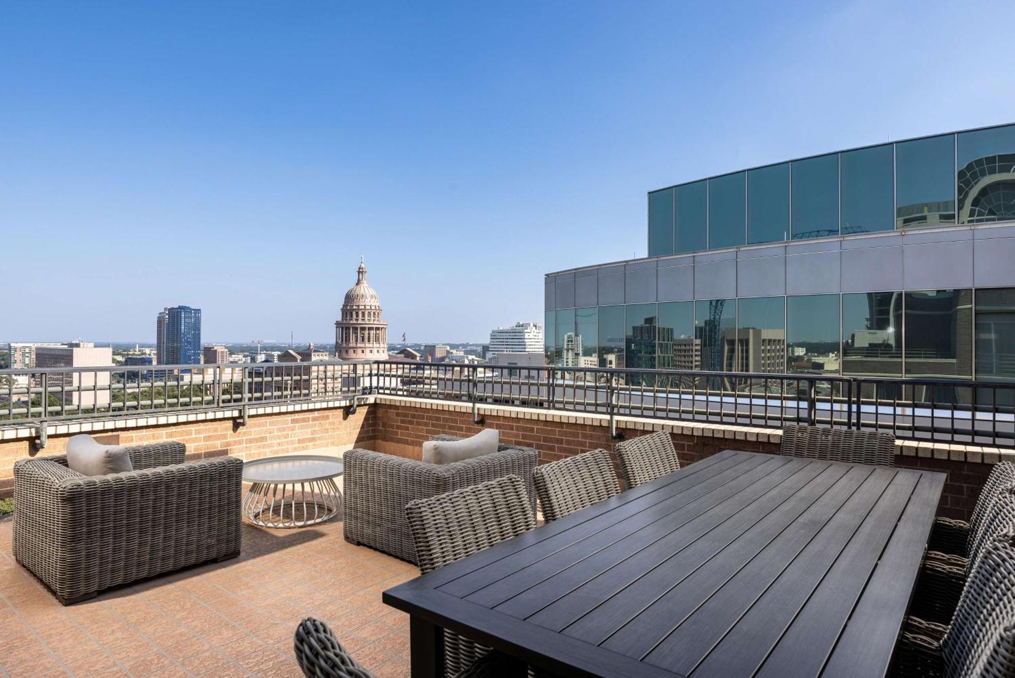 Doubletree Suites By Hilton Austin Downtown Capitol Eksteriør bilde