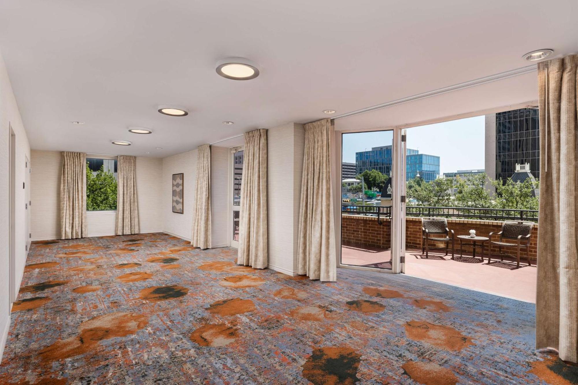 Doubletree Suites By Hilton Austin Downtown Capitol Eksteriør bilde