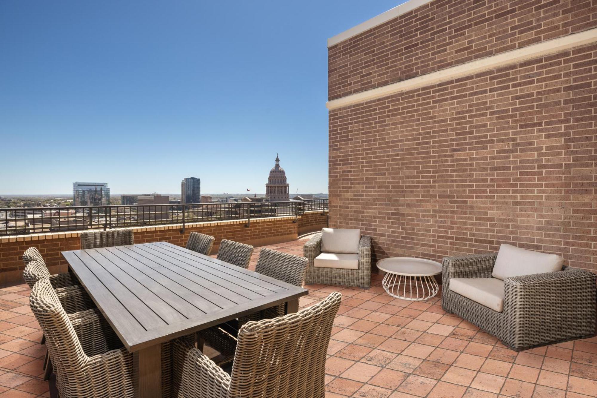 Doubletree Suites By Hilton Austin Downtown Capitol Eksteriør bilde